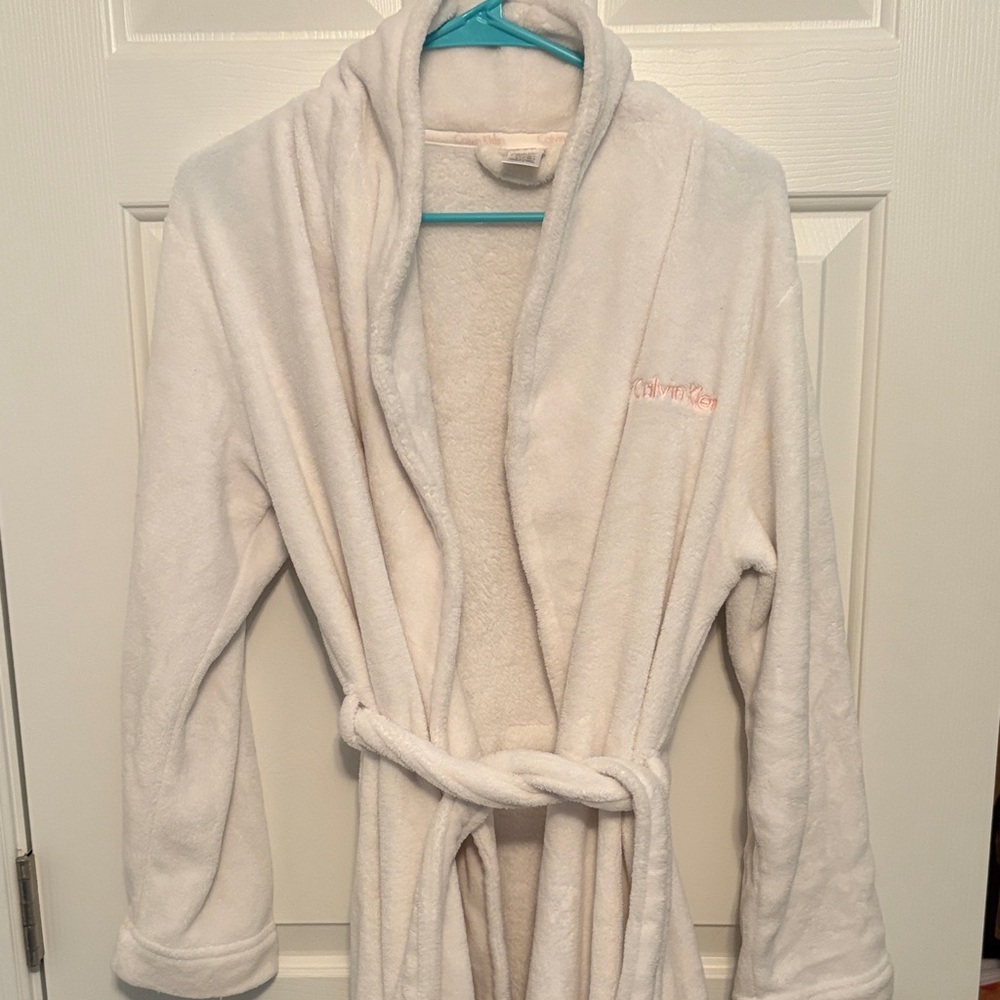 Calvin Klein White Plush Robe